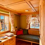 Tonis Cozy Boutique By Alpin Charme