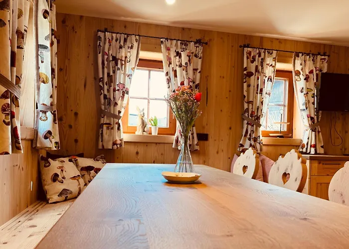 Alpin Charme Tonis Cozy Boutique *